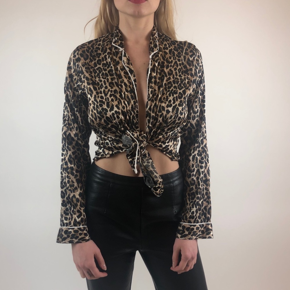 Vintage Victoria’s Secret cheetah top